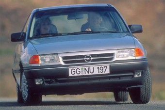 A háromszázezres autó kérdése