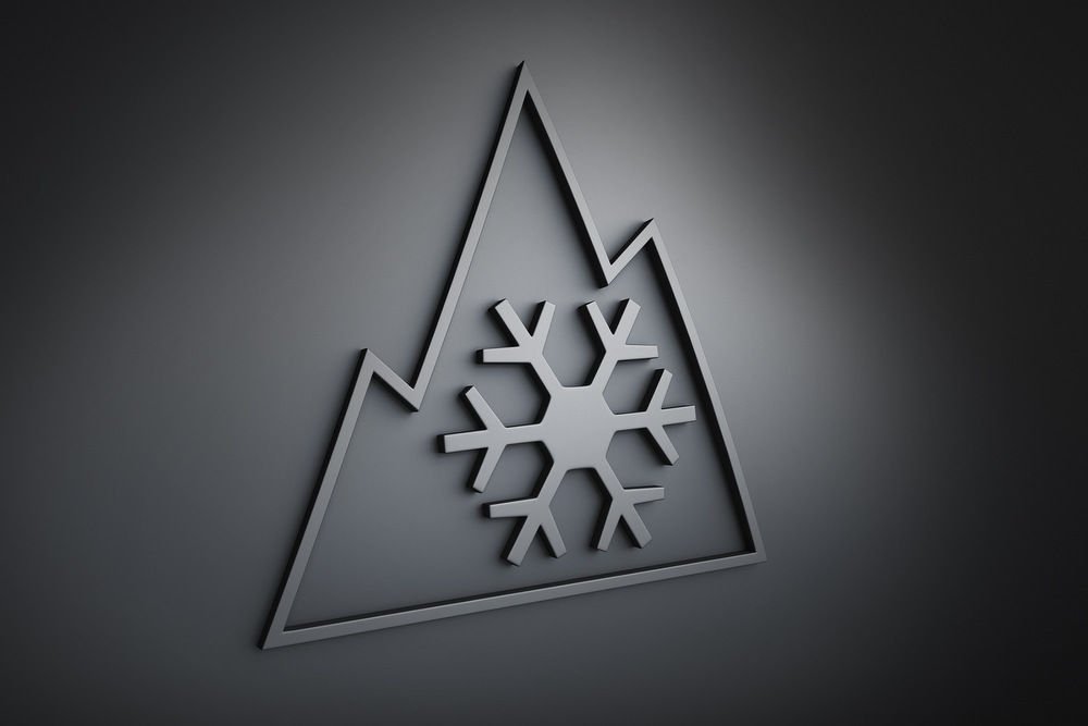 Az M+S felirat az Uniós jogszabály szerint a téli mintázatot jelzi. Ha hegycsúcsra ültetett hópehely is látható az abroncson, az arra utal, hogy a gumi különösen jól fékezhető havas úton.