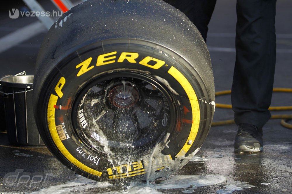 F1: Brazíliában tesztelik a 2014-es gumikat 1