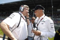 F1: Hivatalos, távozik a Mercedes-főnök 8
