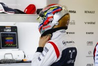 F1: Maldonado boldog, hogy leléphet 10