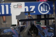 F1: Versenyengedélyt kapott a Red Bull-tini 20
