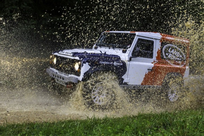 Gyári versenyautók a Land Rovertől 7 | Vezess Gyári versenyautók a Land Rovertől 7