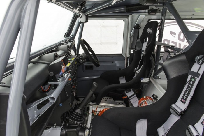 Gyári versenyautók a Land Rovertől 6 | Vezess Gyári versenyautók a Land Rovertől 6