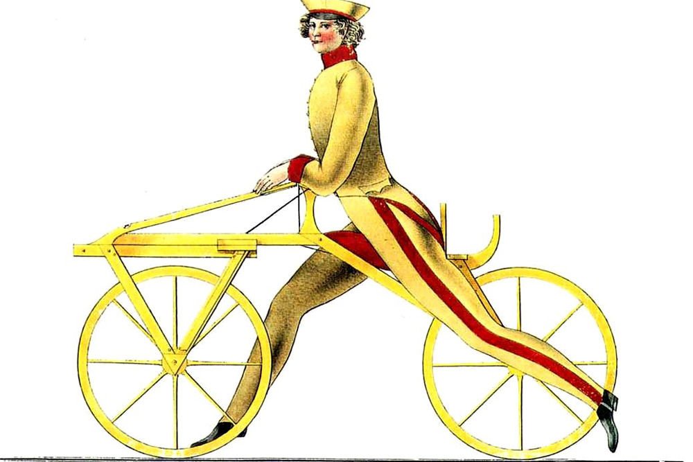 A legöregebb. Ez ugye valószínűleg nem a legelső kerékpár, de erről legalább van valami kép is. Az emberiség valamikor az 1820-as években érezte úgy, hogy eljött az ideje a bicikli feltalálásának. Szerencsére itt nem állt meg a fejlődés.