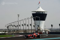 F1: Vettelék megint a Mercedesek előtt 51