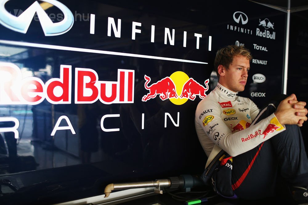 F1: Esés-kelés, Vettel az élen 11