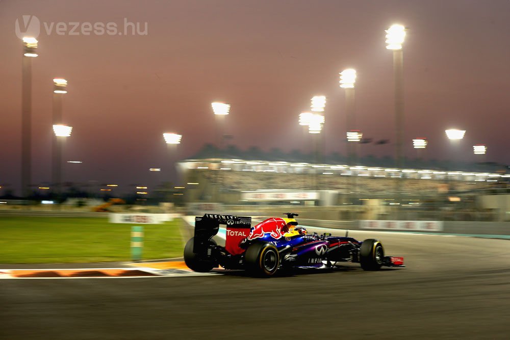 F1: Esés-kelés, Vettel az élen 14
