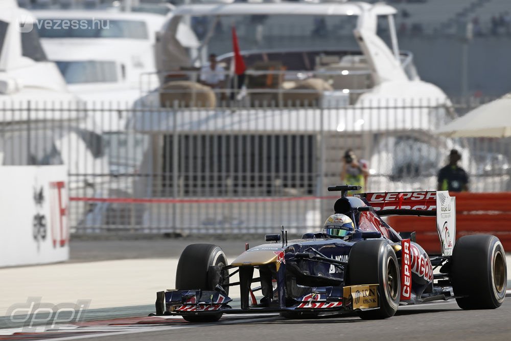 F1: Esés-kelés, Vettel az élen 25
