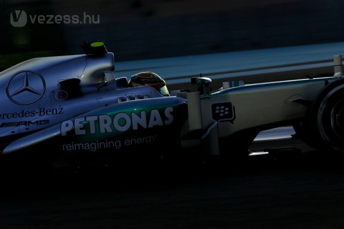 F1: Hamilton elkenődött 6 | Vezess F1: Hamilton elkenődött 6