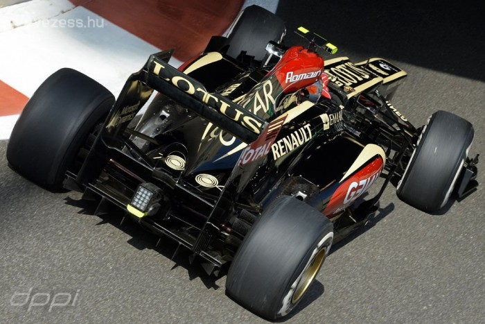 F1: Megmenekül a Lotus 3