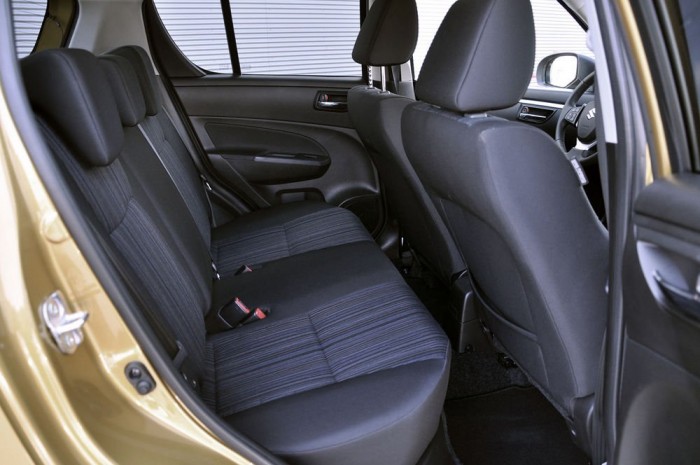 Lábtérben a Swift áll a legrosszabbul, a mélyre húzott ablakkeret rontja a kilátást