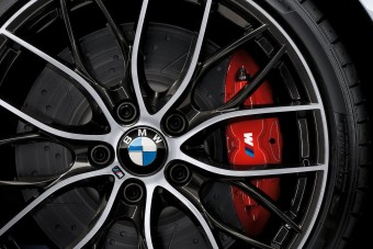 Fékproblémák a Hondánál, a BMW-nél