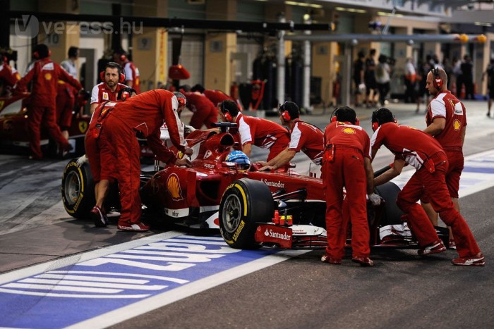 F1: Alonsót a második hely is pörgeti 4