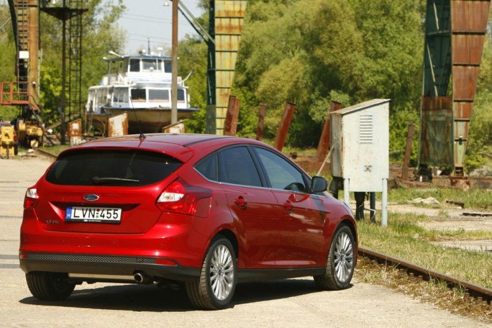 Top 10: Magyarország kedvenc autói 8 3. Ford Focus, 1608. Míg a személyautó-márkák között Škoda, Opel, VW, Ford a sorrend, a modellek között a Focus dobogós. Céges autóként hagyományosan népszerű