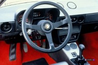 Az elefeledett Alfa sportkocsi 11