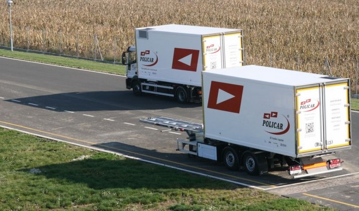 Kissé bizarr: egy teherautónak akár két vége is lehet