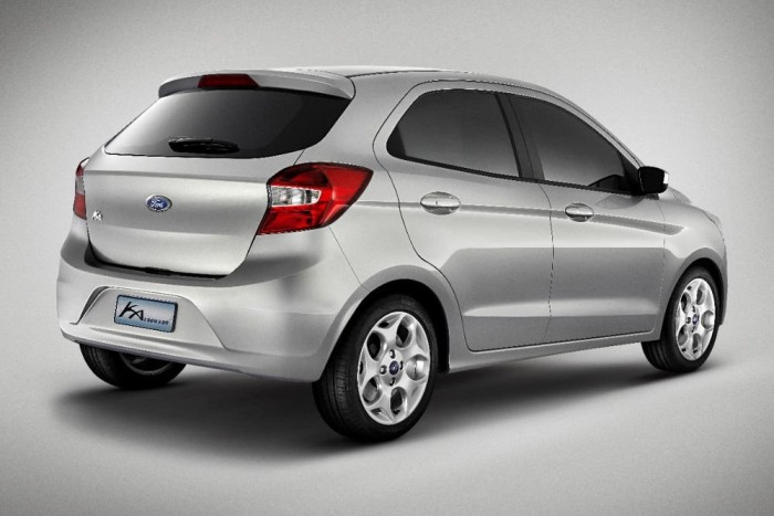 Nagyfiús arccal jön a Ford törpeautója 6