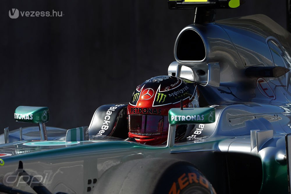 F1: Kovalainen nem találta a gombokat 31