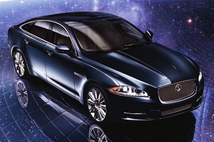 Boldog karácsonyt, milliomosok! 10 | Vezess 2009 - Jaguar XJ