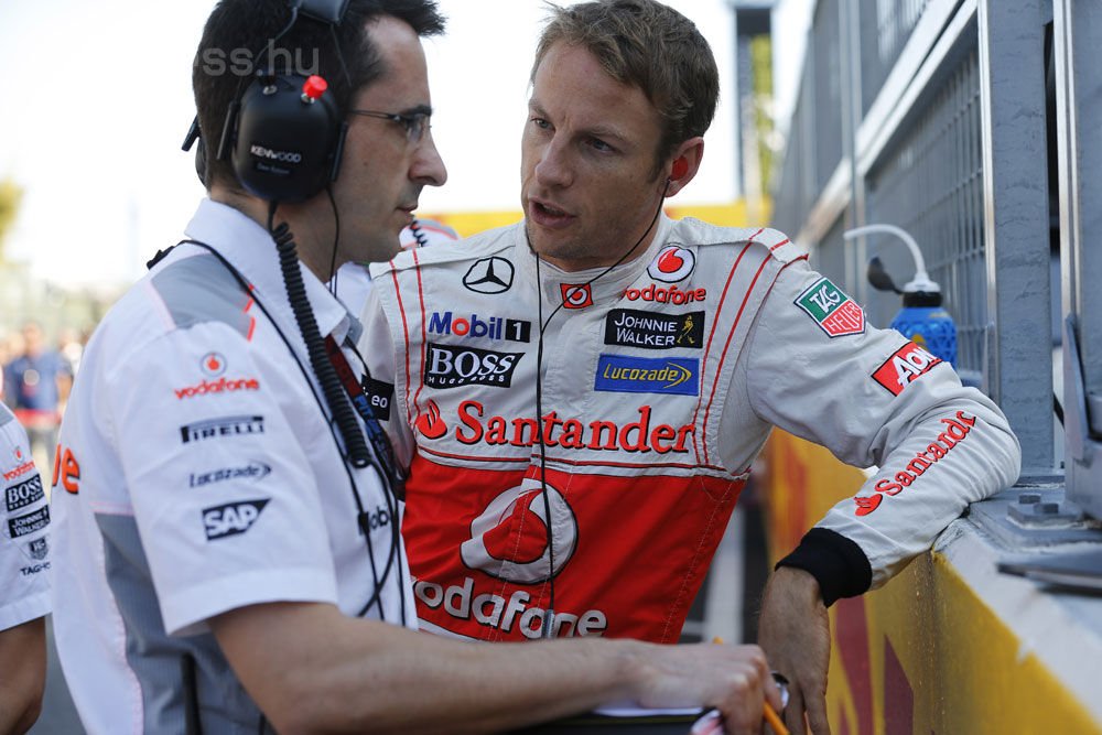 F1: A McLaren keresi a helyet Pereznek 4