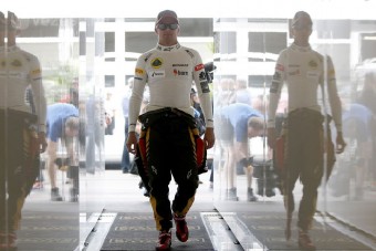 F1: Kovalainen mindent kihozott az autóból
