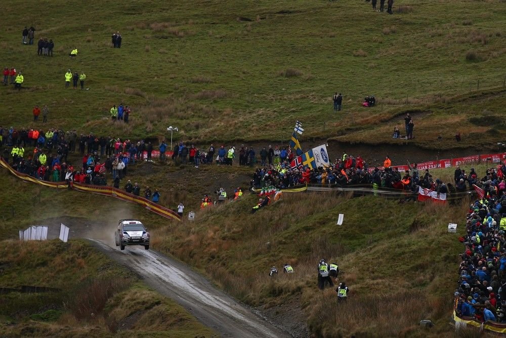 Kubica kétszer kiesett, Ogier simán nyert 4