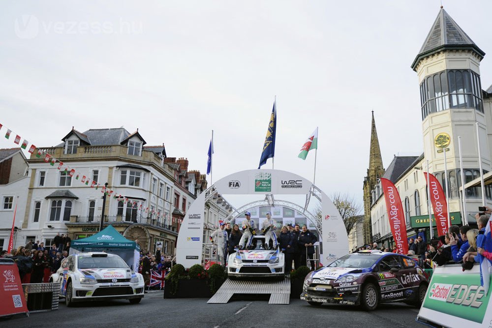 Kubica kétszer kiesett, Ogier simán nyert 24