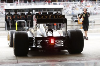 F1: Tovább ígérget a Lotus befektetője