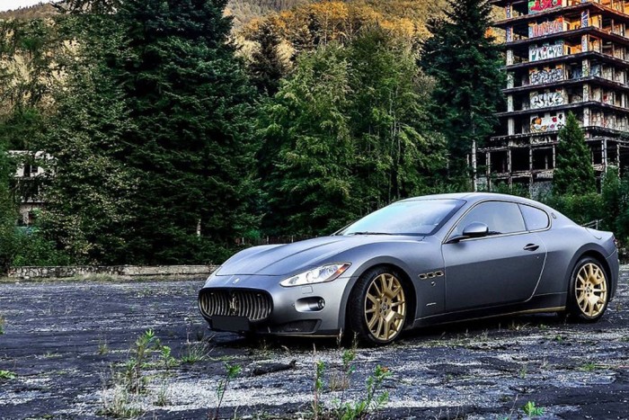 Ilyen mikor festékbomba robban az autóban 15