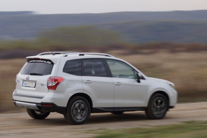 A 150 lovas boxerdízel lelkesen pörög fel, nyomatéka 350 Nm 