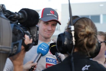 F1: Hülkenberg még mindig kivár