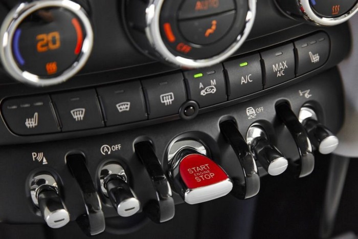 Megérkezett a vadonatúj MINI 10