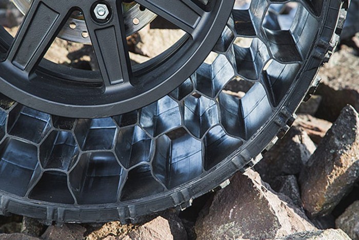 Fakírokat megszégyenítő módon közlekedni 8