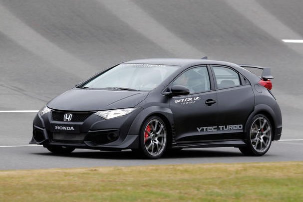 Gyári kémfotókon a Civic Type R 9