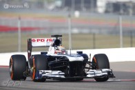 F1: Maldonado visszavett 6