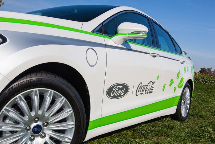 Kólásüvegeken ülni egy autóban? 11 | Vezess Kólásüvegeken ülni egy autóban? 11