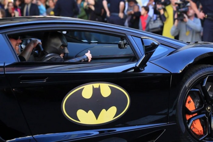 Beteg kisfiú mentette meg a várost 6