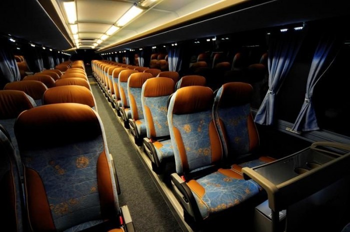 Távolsági busz szirénával 11 Távolsági busz szirénával 11