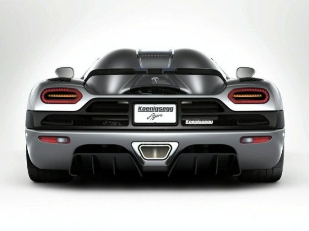 Melyik a legdögösebb hátsó? 14 | Vezess Koenigsegg Agera