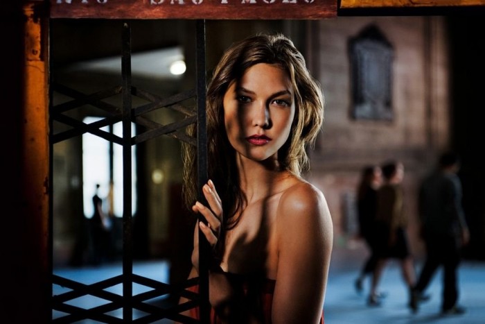 Soha nem látott képek a Pirelli-naptárban 11 | Vezess Soha nem látott képek a Pirelli-naptárban 11