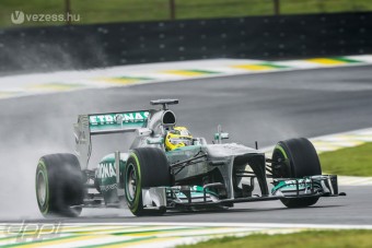 F1: Rosberg odaszúrt Vettelnek