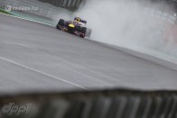 F1: Rosberg a leggyorsabb az esőben 41
