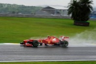 F1: Megrovások az időmérő után 38