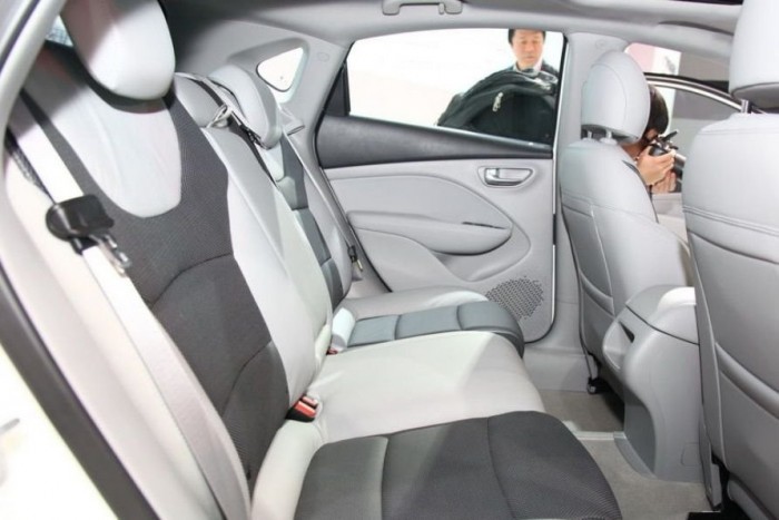 Összeollózott ferdehátú a Fiattól 8