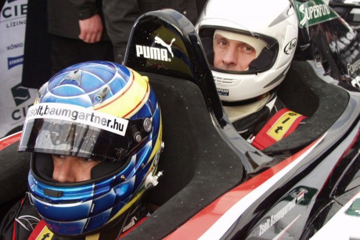 Alonso szakíthat a Ferrarival – mondja Baumgartner 19 Zsolt vezeti egykori csapatfőnöke, Paul Stoddart kétülésesét minden Ausztrál Nagydíj előtt. Forrás: www.zsolt.baumgartner.novotron.hu
