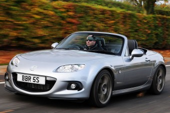 Porschét reggelizik a turbós MX-5