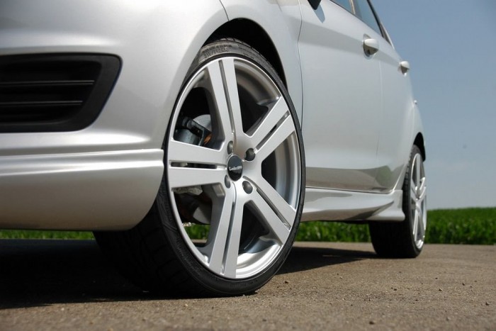 232 lóerővel támad a tuningolt Fiesta 9