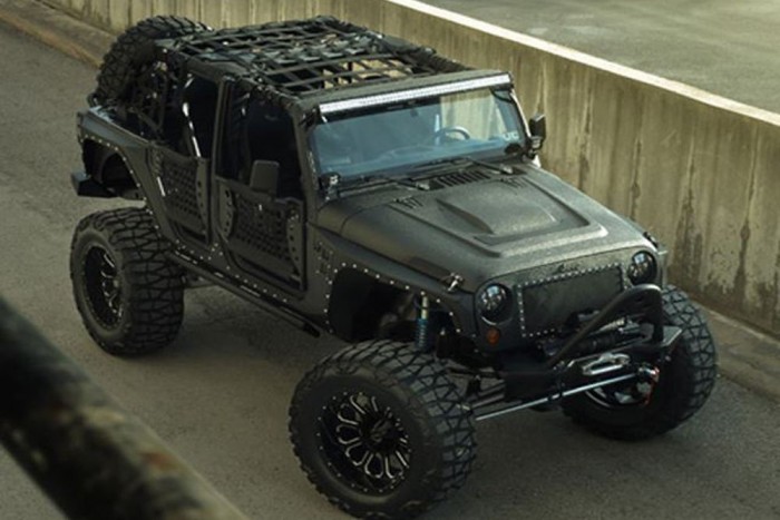 Rettegjetek zombik, itt a gyilkos Jeep! 5