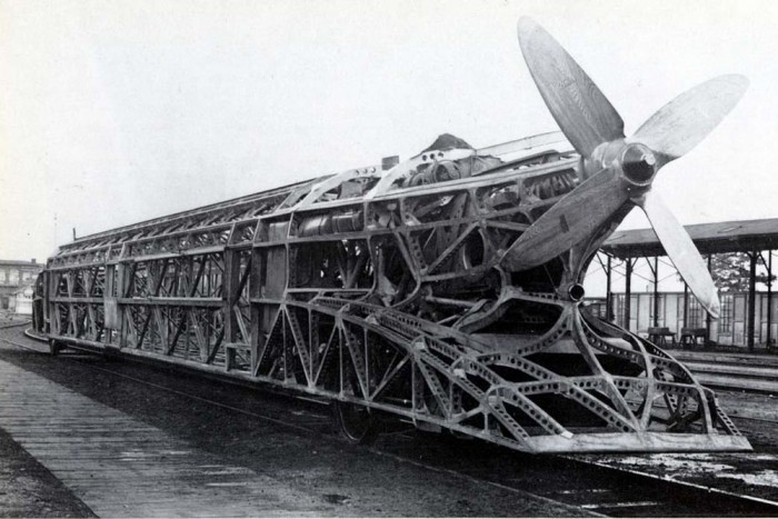 A leggyorsabb vonat, amit propeller hajtott 8